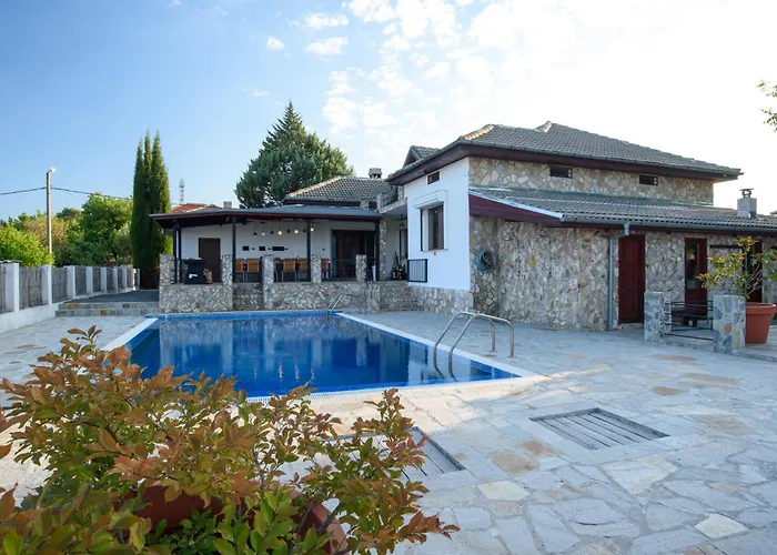 Luxury, Private Pool, Sauna, Beach! Vilă