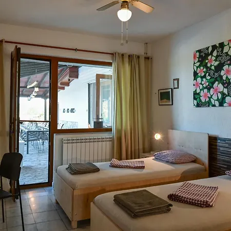 Villa Luxury, Private Pool, Sauna, Beach! Banya (Burgas)