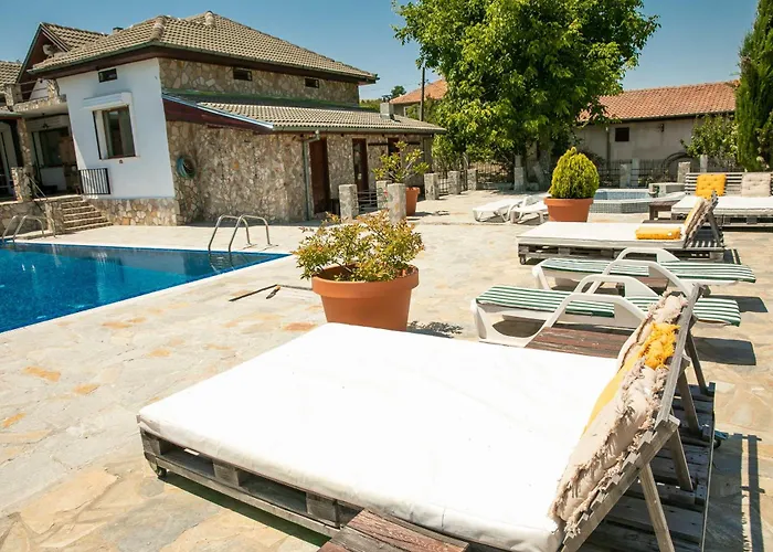 Luxury, Private Pool, Sauna, Beach! וילה Banya (Burgas)