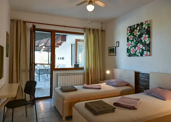 וילה Luxury, Private Pool, Sauna, Beach! Banya (Burgas)